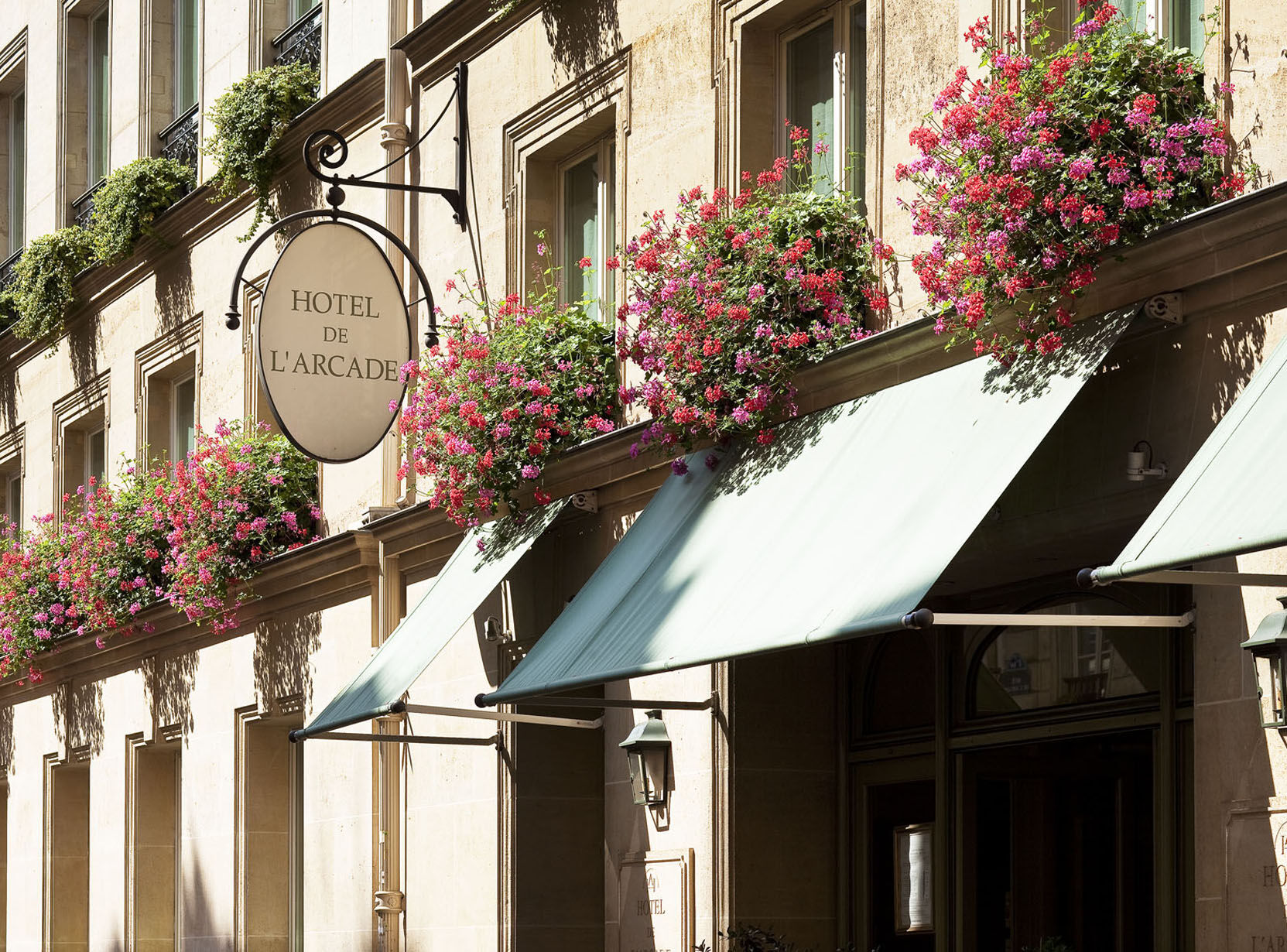 Hotel De L'Arcade Париж Екстериор снимка